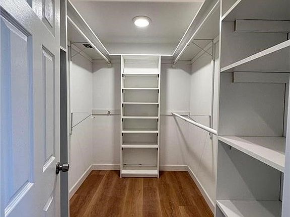 5th image of 14847 Ritter St