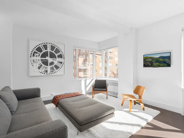 20 East 35th Street image 6 of 13