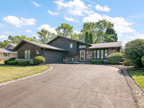2nd image of 22939 East Dr