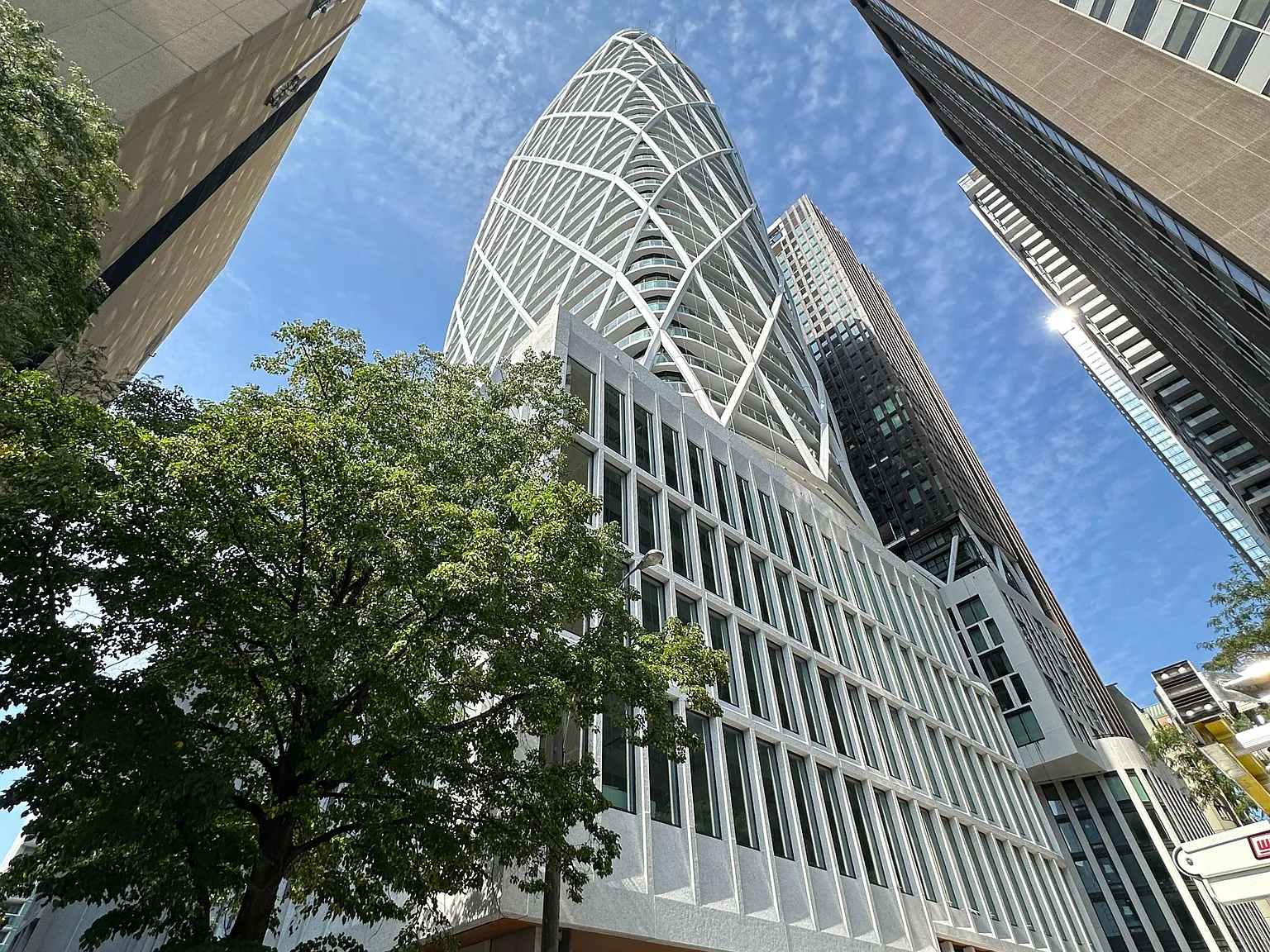 2 bed, $3,100 — Photo 1