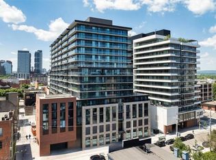 1 Jarvis St #1418, Hamilton, ON L8R3J2