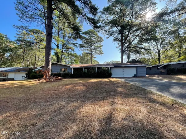 2750 E Benwood Dr, Jackson, MS 39204