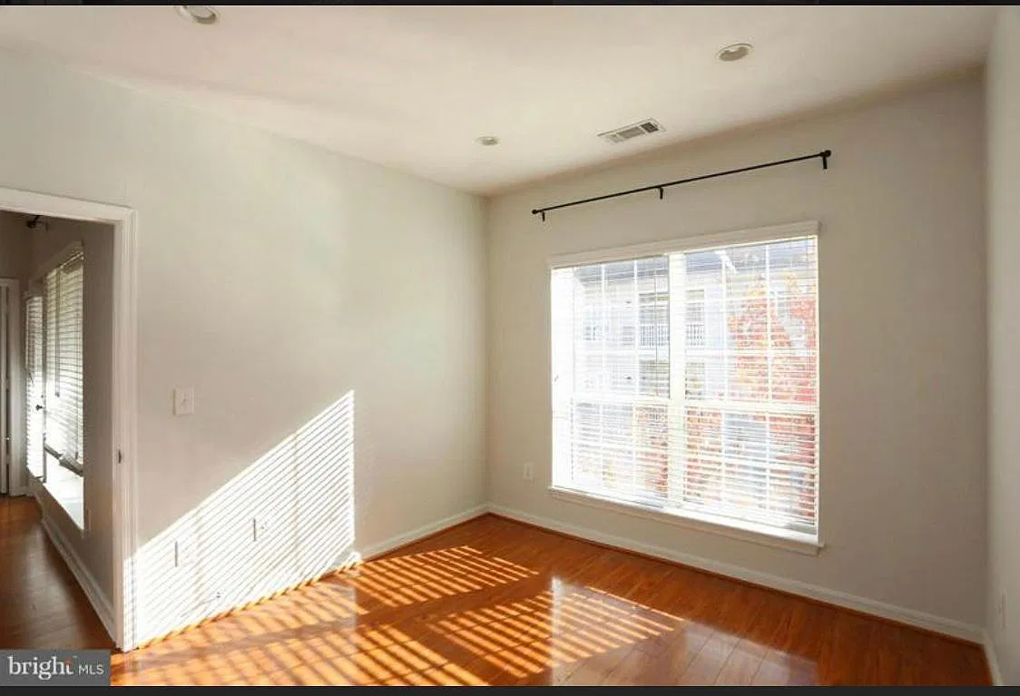 4551 Strutfield Ln — Photo 1