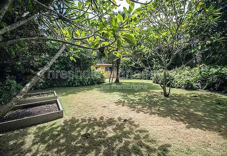 6910 SW 64th Ave — Photo 40