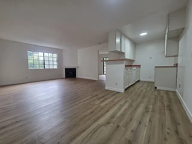 Toluca Lofts — Photo 18