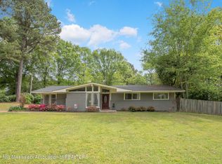 209 E Wildleaf Cv, Senatobia, MS 38668