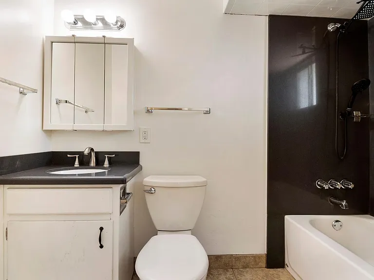 2045 E Don Carlos Ave — Photo 18