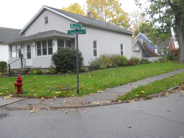 131 E Jackson St, Plymouth, IN 46563