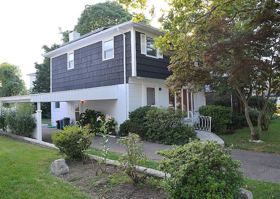 1st image of 5710 Hewlett St