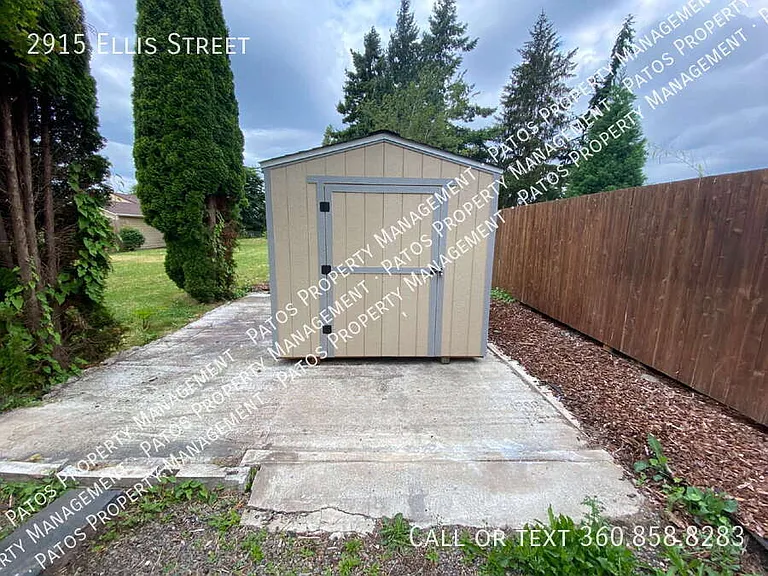 2915 Ellis St — Photo 17