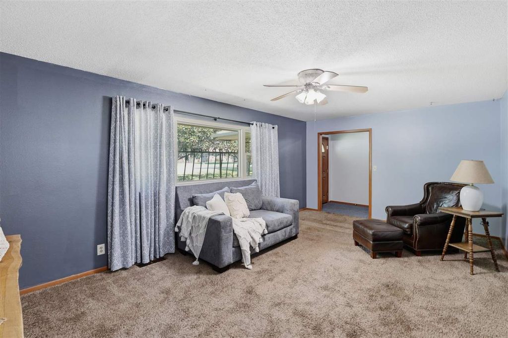 146 Stardust Trl, Ponca City, OK - View 6