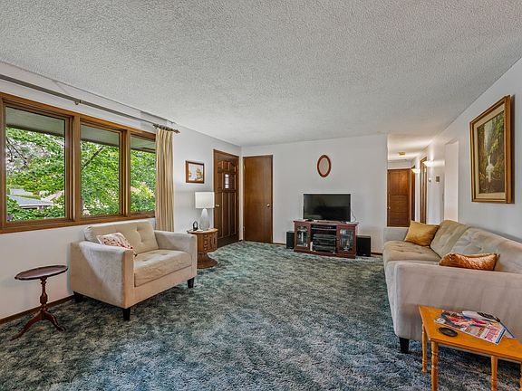 5th image of 5111 W Rosewood Ave