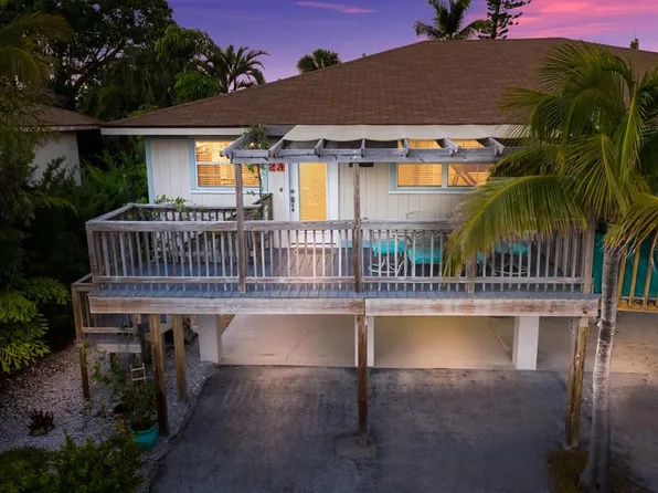 4909 Gulf Dr APT 2A, Holmes Beach, FL 34217