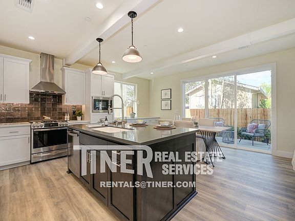 4th image of 8945 Fair Oaks Blvd