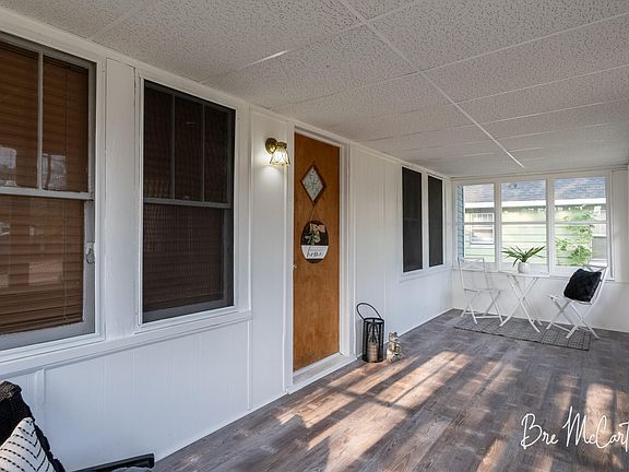 5th image of 1266 Evanston Ave