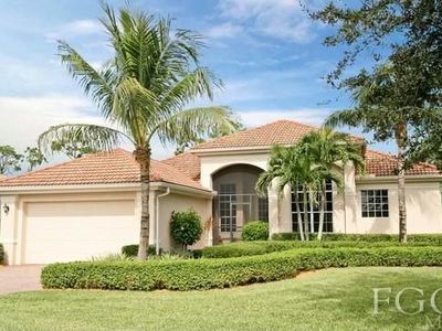8892 Crown Colony Blvd, Fort Myers, FL, 33908