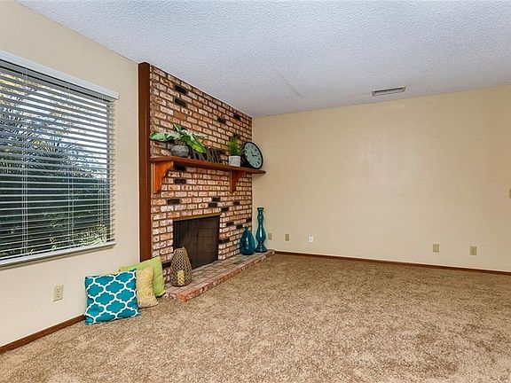 5th image of 29795 Avenida De Fiesta