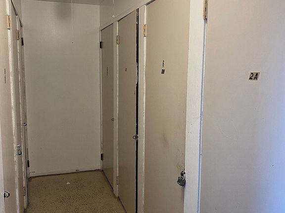 5th image of 1627 Woodbine Dr #6