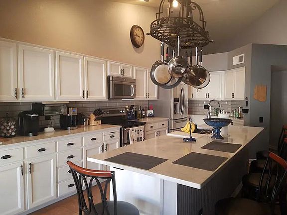 3rd image of 10928 E Kalil Dr