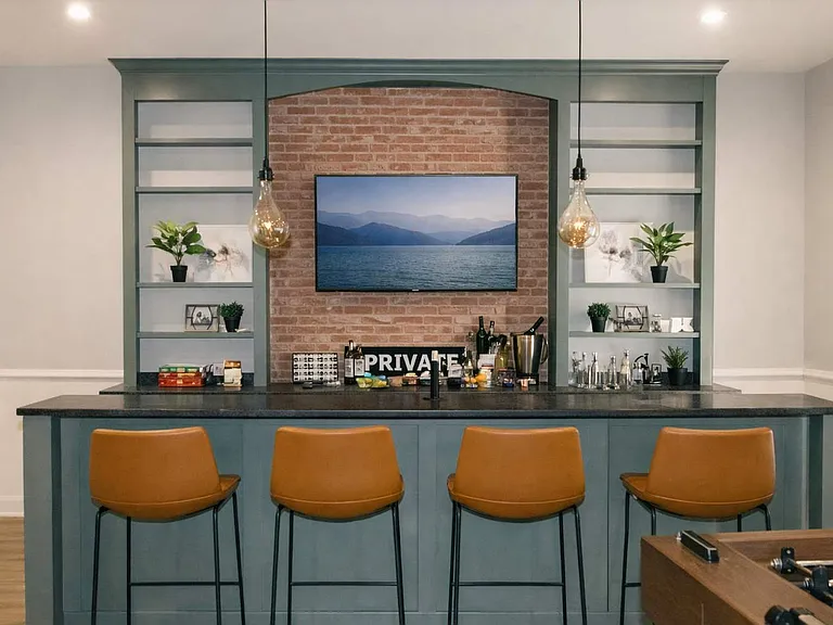 Building's Lounge