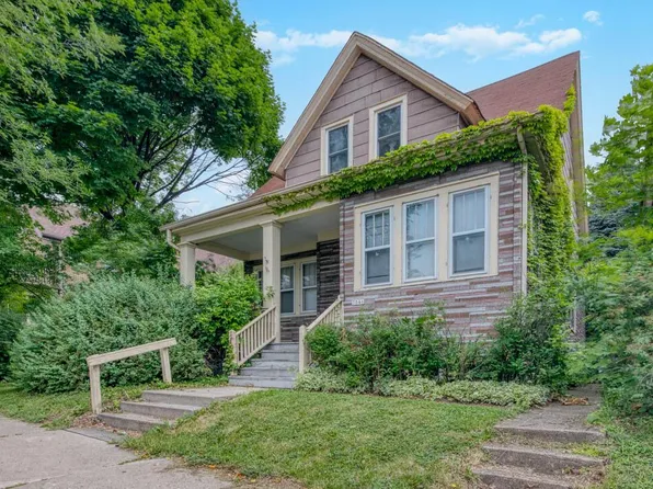 3046 North Oakland AVENUE, Milwaukee, WI 53211