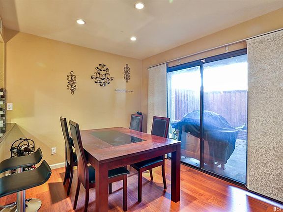4th image of 5325 Port Sailwood Dr