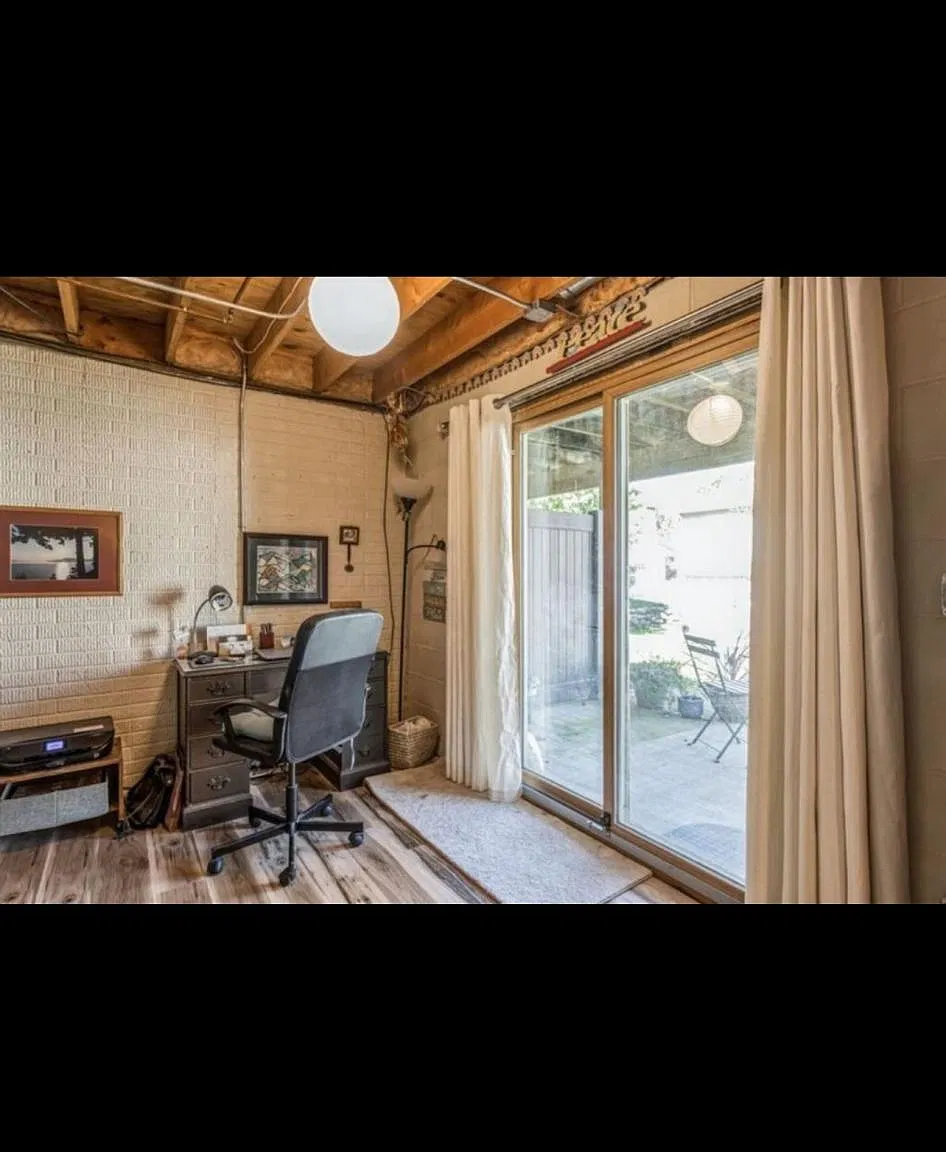 6001 Creston Ave — Photo 3