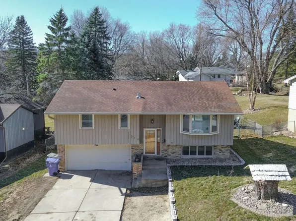 516 28th St NW, Rochester, MN 55901