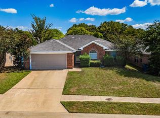 1109 E Park Dr, Lindale, TX 75771