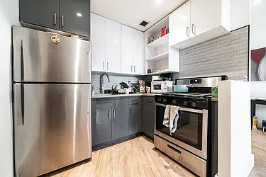 781 Washington Avenue, #2C