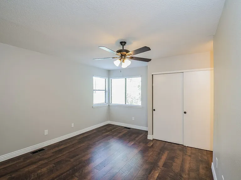 514 Timberline Pl — Photo 13