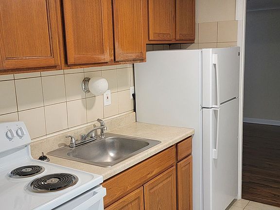 5th image of 4462 Fehr Rd #50