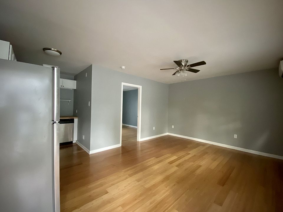 1st image of 413 S Hill Ave APT A