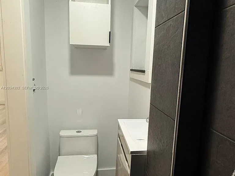 13 Fonseca Ave #1 — Photo 9