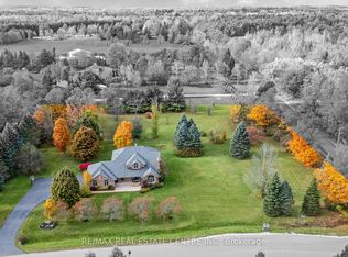 2255 Mohawk Trl, Milton, ON L0P 1B0