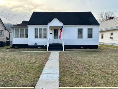 327 E Gordon St, Covington, VA, 24426