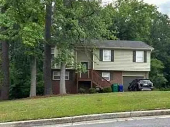 2296 Rolling Rock Dr, Conley, GA 30288