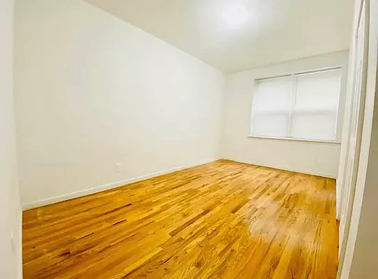 Rented by null | media 36