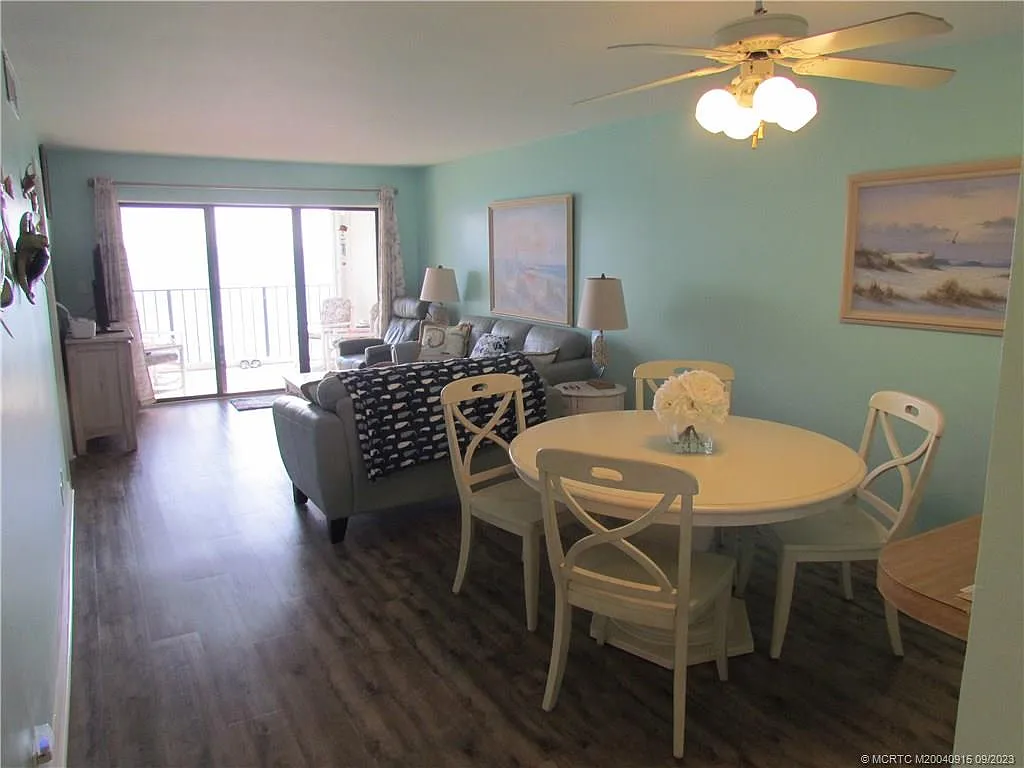 2 bed, 2.0 bath, 1053 sqft, $2,400 — Photo 4