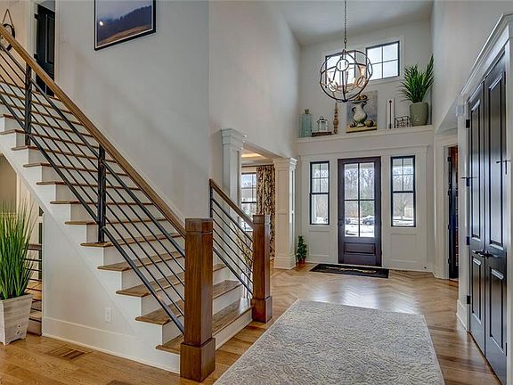 2nd image of 6550 Summer Wind Dr