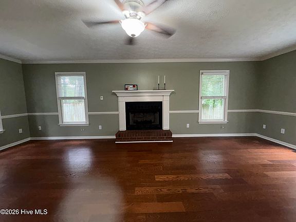 5th image of 702 Barney Fones Drive