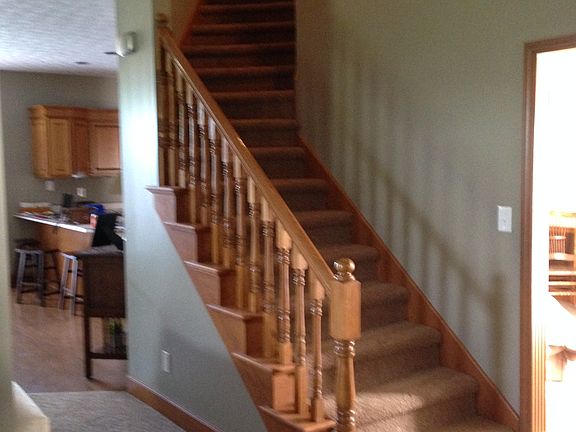 Entry way to upstairs and LR