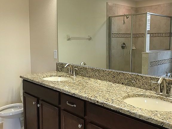 5th image of 15153 Bridgewater Crossings Blvd