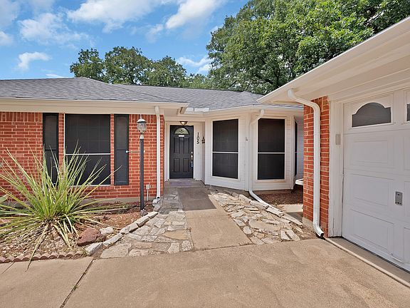 4th image of 105 Arthur Dr