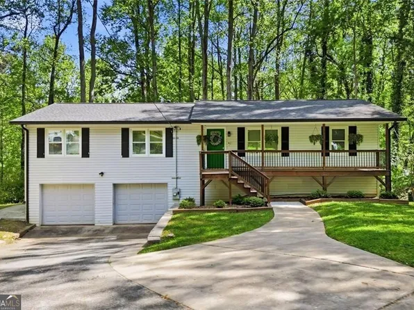 306 Jason Ct, Woodstock, GA 30188