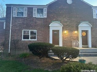 131-74 Laurelton Pkwy, Rosedale, NY 11422