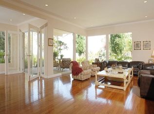4355 Coronet Dr, Encino, CA 91316
