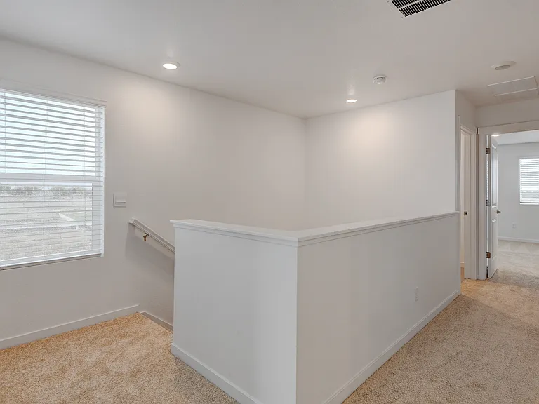 900 Andrews Crest Dr — Photo 18