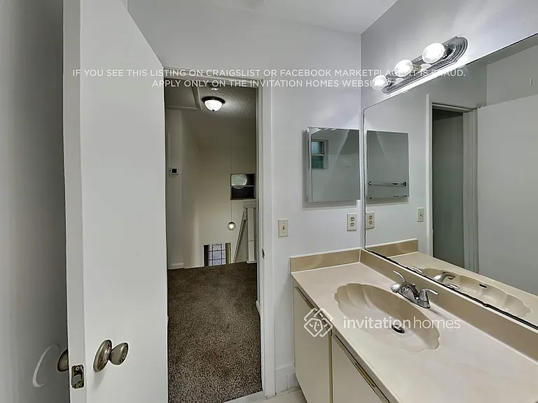 9912 NW 9th Ct — Photo 18