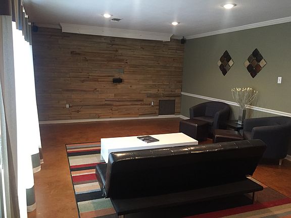 Living Room/Media Room